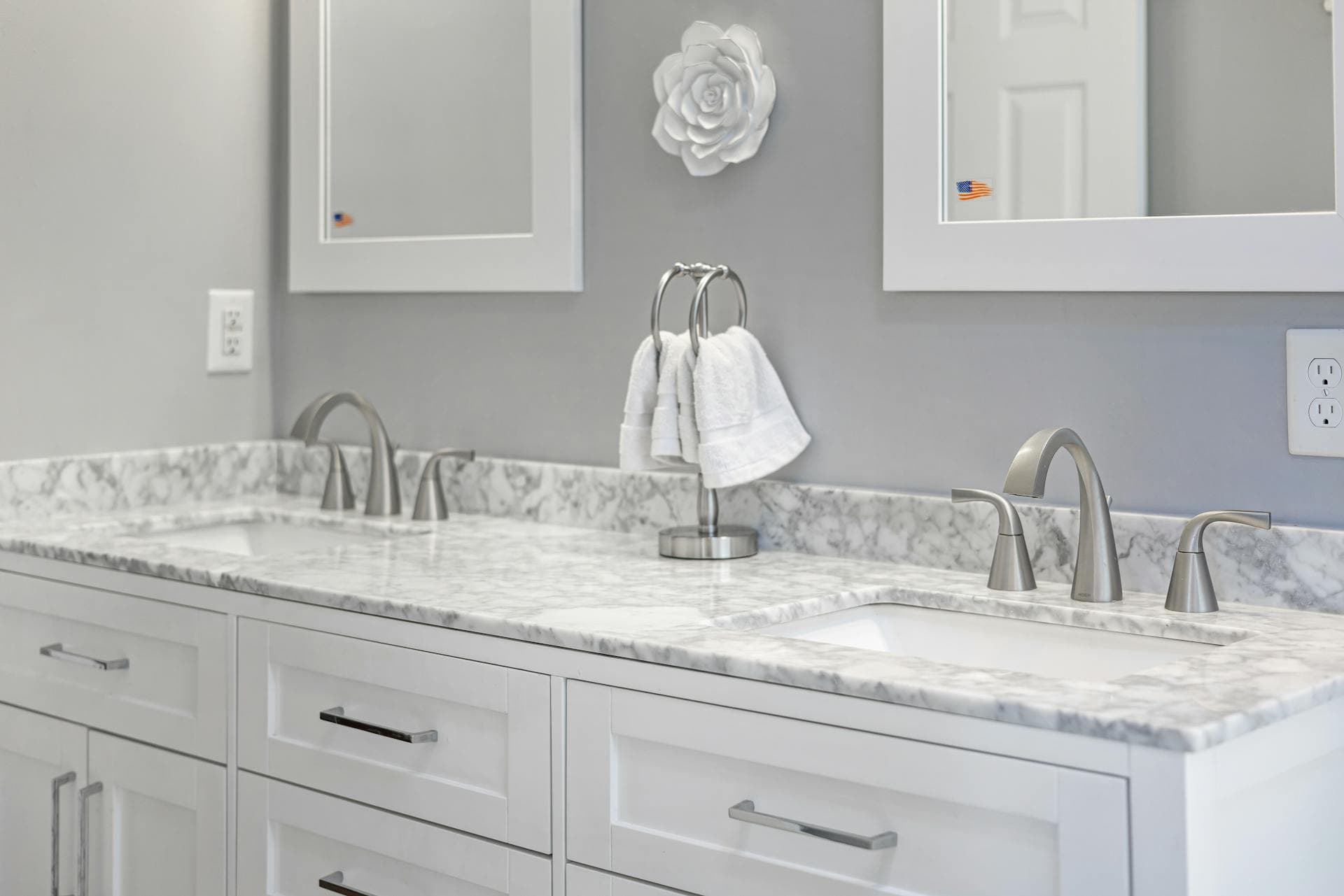 Marble bathroom vanity top